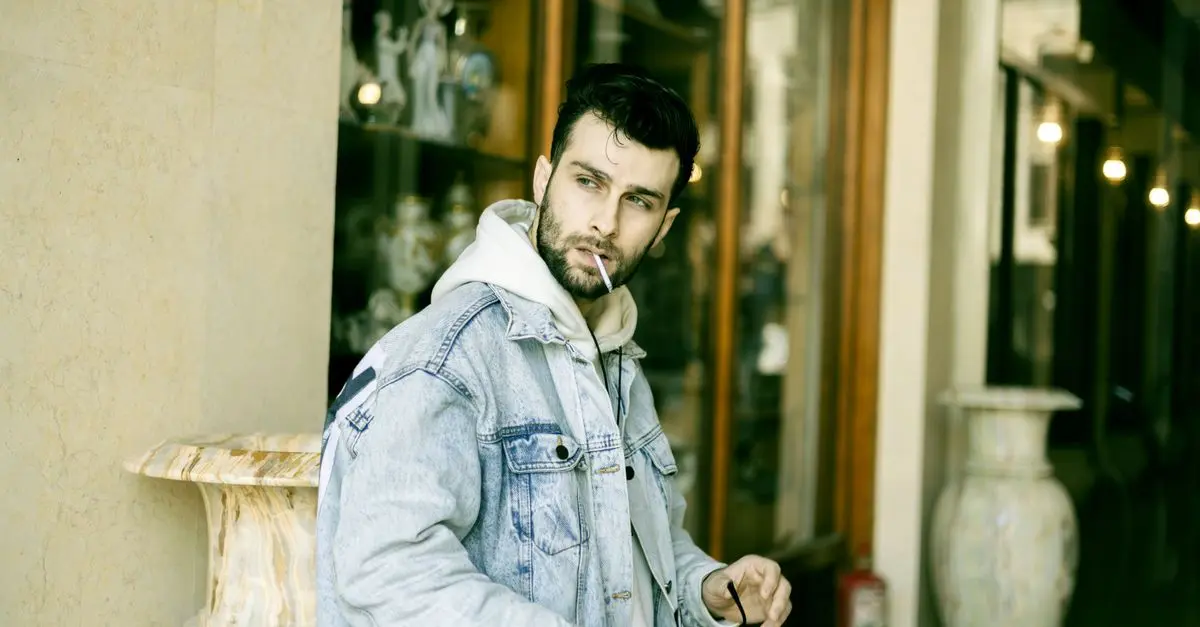 Comment choisir le bomber idéal pour un look masculin tendance