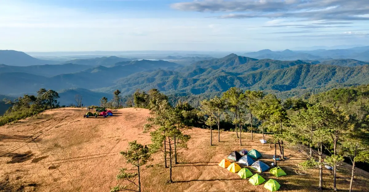 10 Activités de Plein Air à Tester pour Énergiser Vos Escapades
