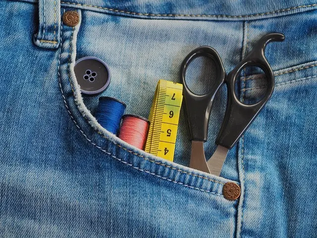 Les 10 accessoires incontournables pour votre Atelier de Mode