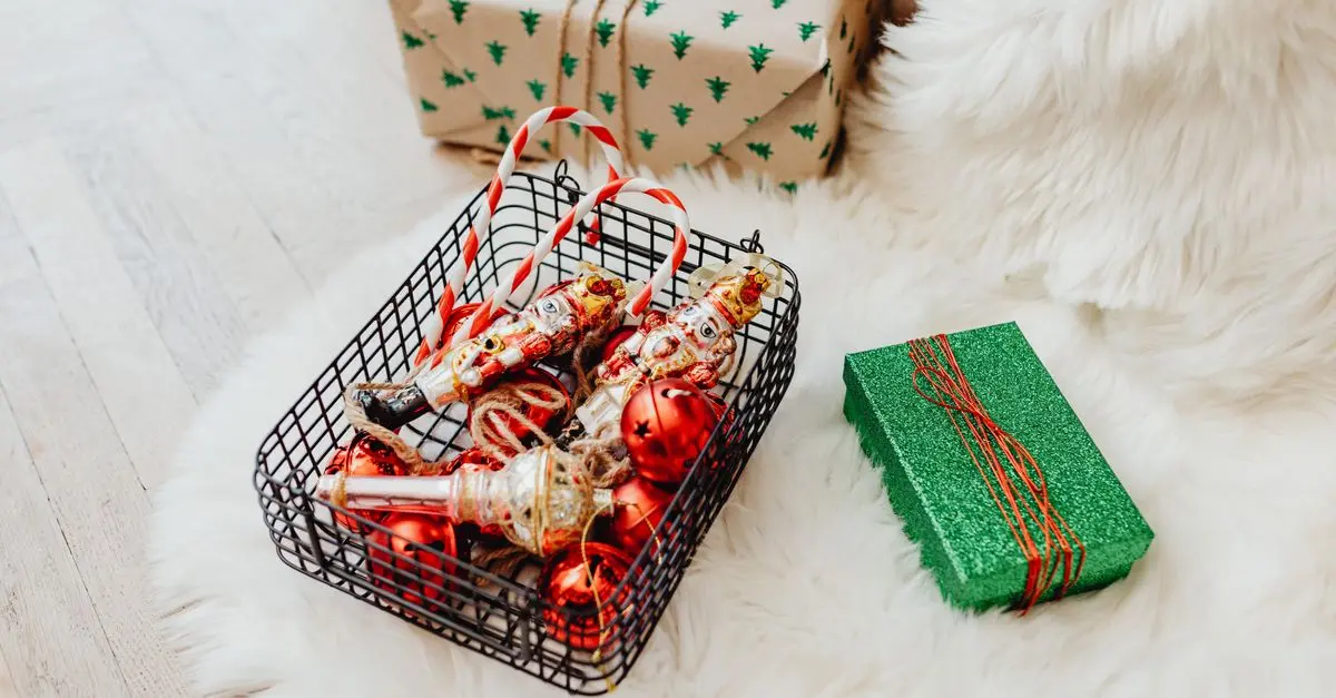 Comment Évaluer la Valeur de Vos Cadeaux de Noël à Revendre