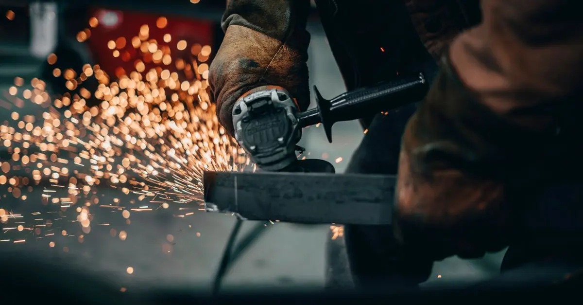 Top Handheld Engineering Tools for Enhanced Performance