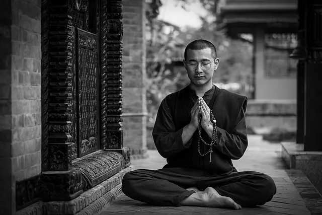 Comment l'auto-compassion aide à maîtriser votre stress