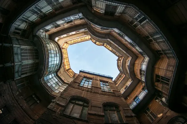 Explorer les espaces abandonnés : Conseils et astuces pratiques