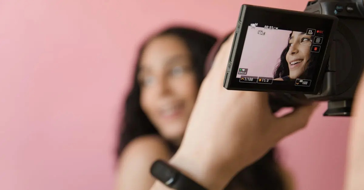 Guida all'acquisto delle migliori fotocamere per vlogging