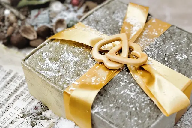 Comment choisir le cadeau parfait pour vos noces d'or