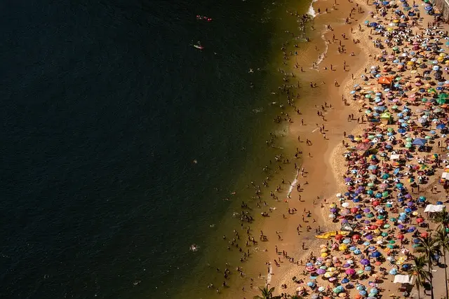 Les meilleures plages pour des loisirs en mer en famille