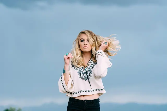 Mastering the Art of Posing: Essential Tips for Models