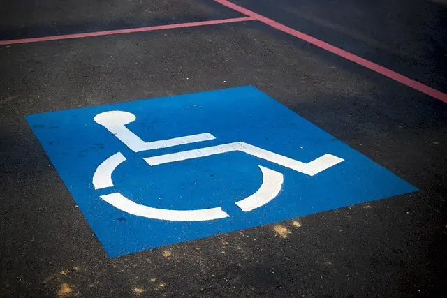 Cómo elegir un destino accesible para tus vacaciones familiares