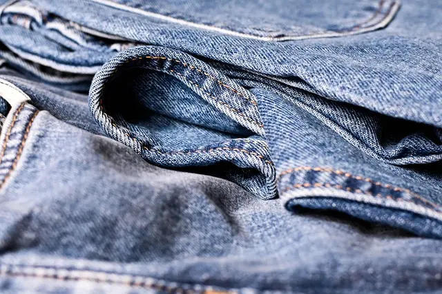 Nowe wyzwania w modzie: Jak zrównoważona moda kształtuje nasze wybory?