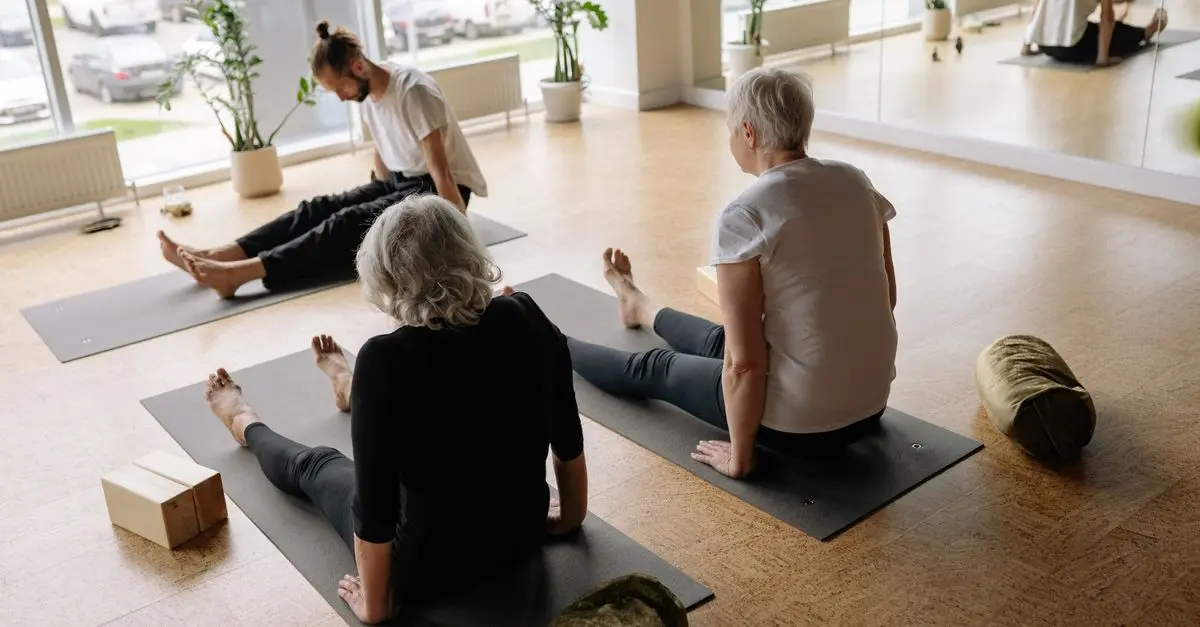 Les Bienfaits du Yoga en Ayurveda pour votre Équilibre