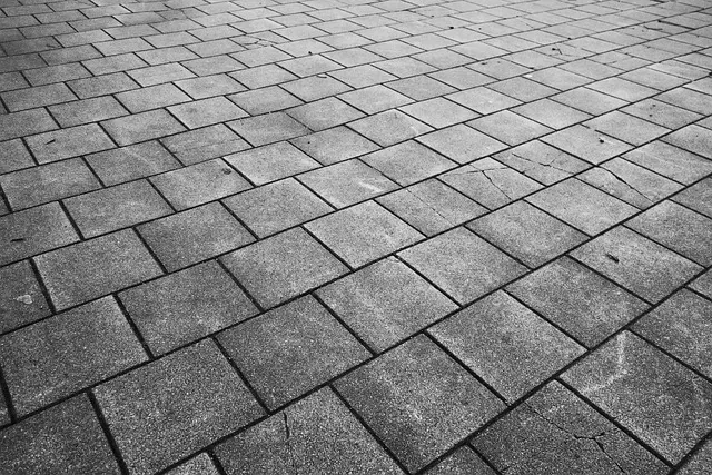 10 Erreurs à Éviter lors de la Pose de Carrelage