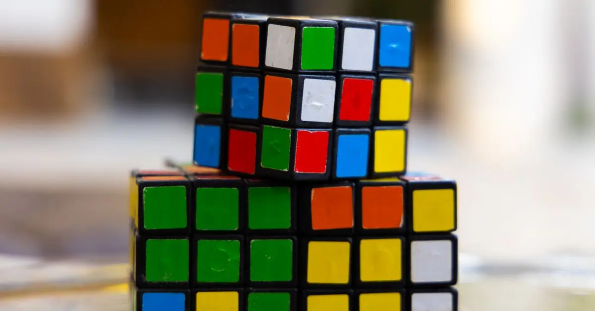 Guide complet pour débuter avec le Rubik's Cube