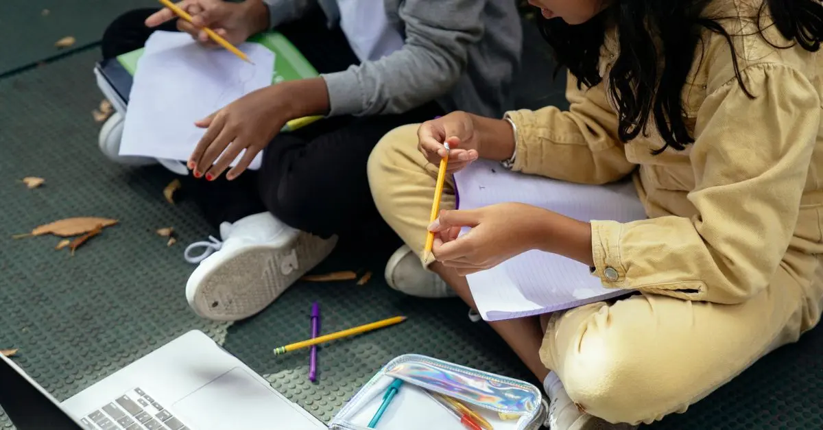 10 herramientas esenciales para mejorar tu educación virtual