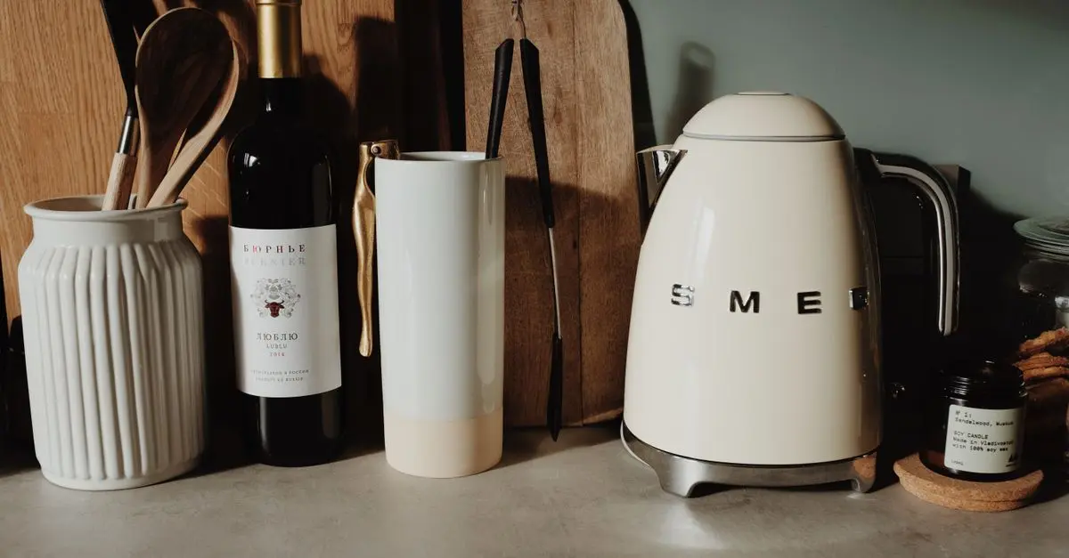 10 Must-Have Household Tech Gadgets for Every Home