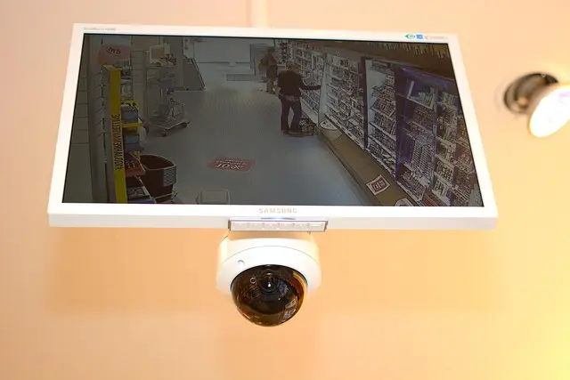 Cómo seleccionar un servicio de seguridad integral para tu hogar