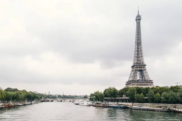 Guide Pratique pour Explorer les Plus Beaux Lieux en France