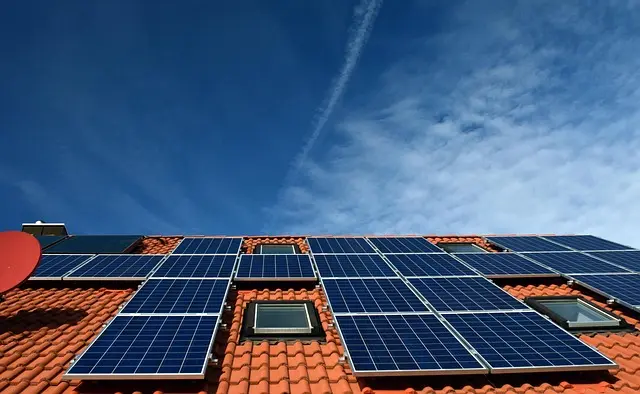 Panneaux Solaires Économiques : Comment Maximiser Votre Retour sur Investissement