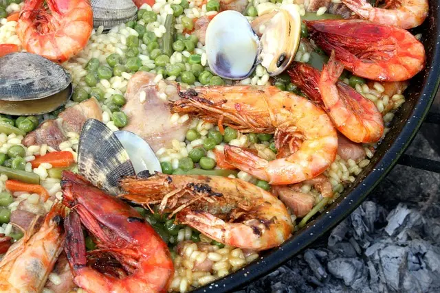 10 Consejos para Cocinar la Mejor Paella Valenciana