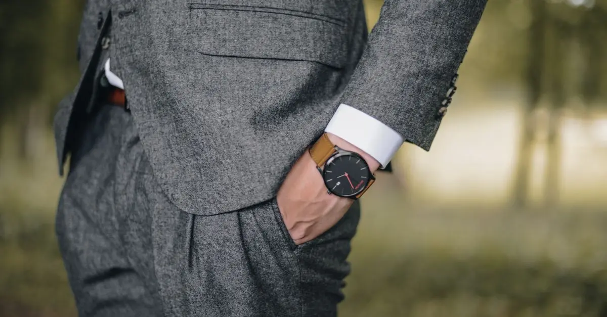 Cómo combinar piezas clásicas para un look atemporal