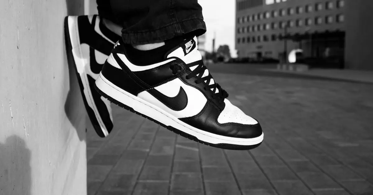 Scarpe da Ginnastica o Eleganti: Quando Sceglierle?