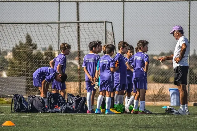 Les 10 footballeurs méconnus dont la biographie vous surprendra