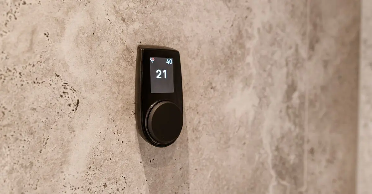How Home Tech Experts Help You Create a Safe Smart Home