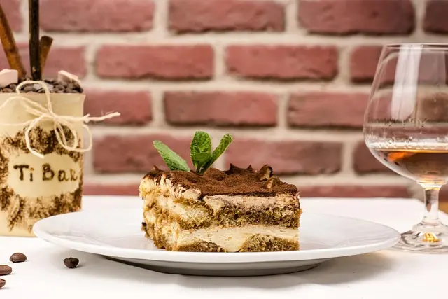 Cómo hacer un delicioso tiramisú: receta y secretos del chef