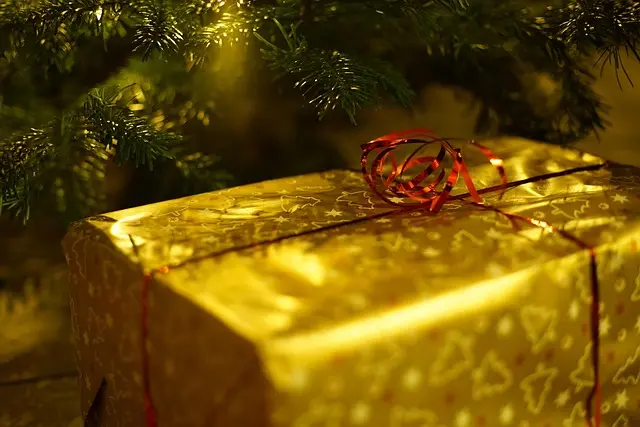Comment bien choisir vos articles de Noël à revendre