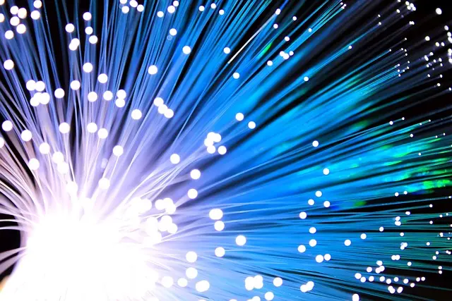 Guide pour choisir le meilleur matériel pour votre fibre internet