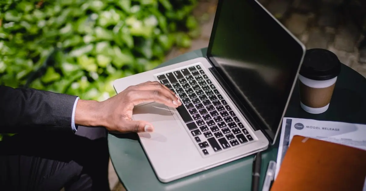 Les meilleures astuces pour trouver des contacts en ligne