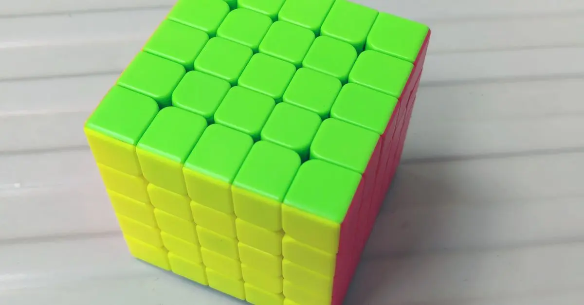 5 erreurs communes à éviter en résolvant le Rubik's Cube