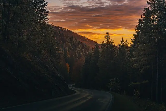 Les meilleures astuces pour réussir un road trip d'aventure