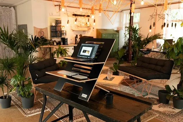 Comment organiser un webinar interactif qui engage votre audience