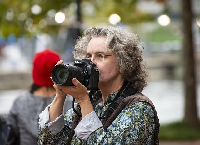 Essential Steps to Transition from Hobbyist to Professional Photographer