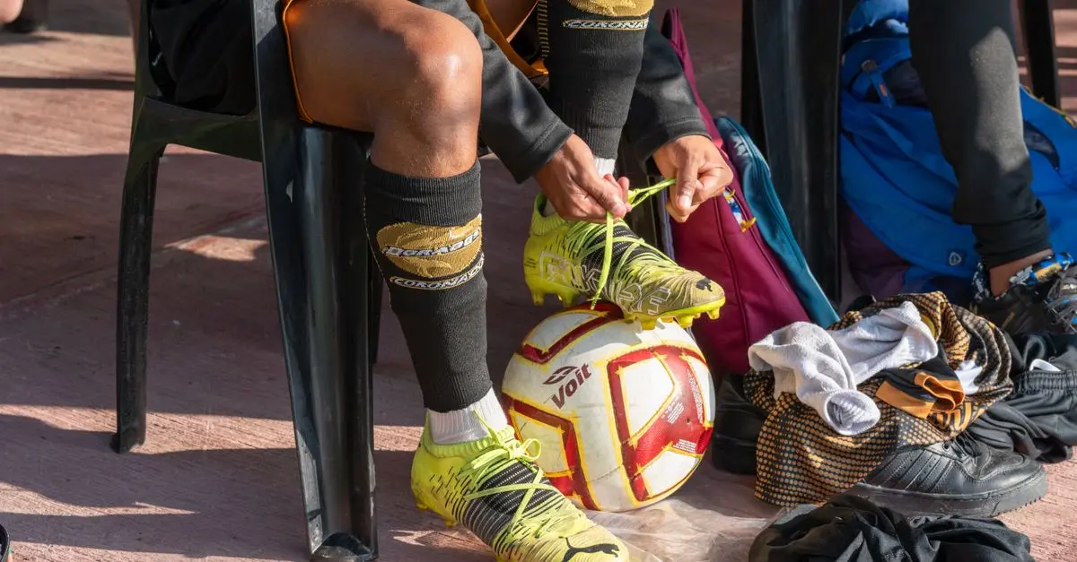 How to Choose the Best Performance Sports Gear for Your Needs