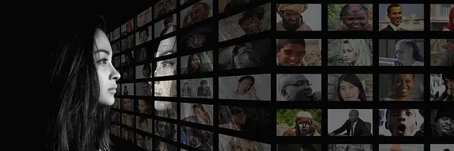 Comment les réseaux sociaux influencent la communication interpersonnelle