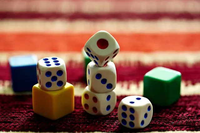 Découvrez les meilleurs jeux de société pour vos soirées urbaines