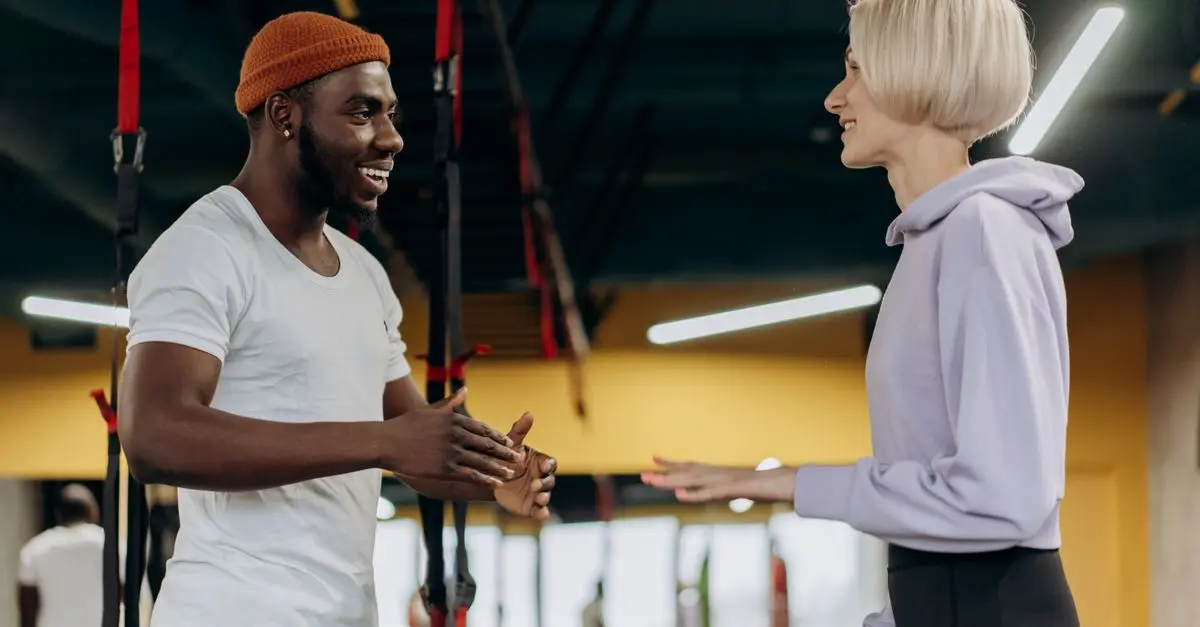 10 astuces indispensables pour débuter efficacement en fitness