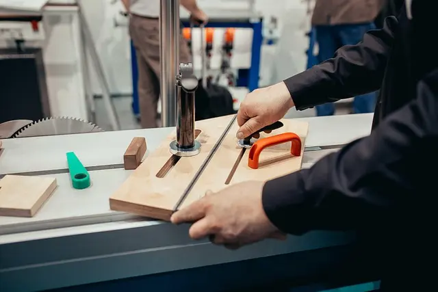Comment choisir les outils essentiels pour votre menuiserie