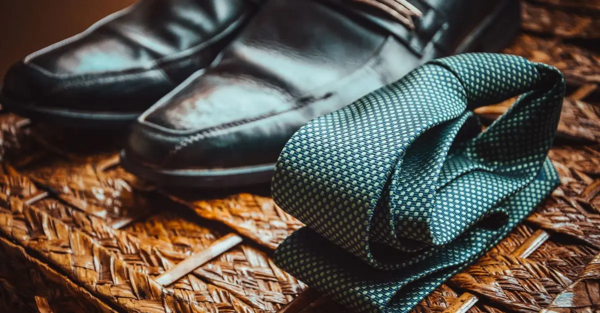 10 pièces incontournables pour un dressing masculin chic