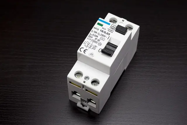 Comment choisir des disjoncteurs pour une électricité sécurisée