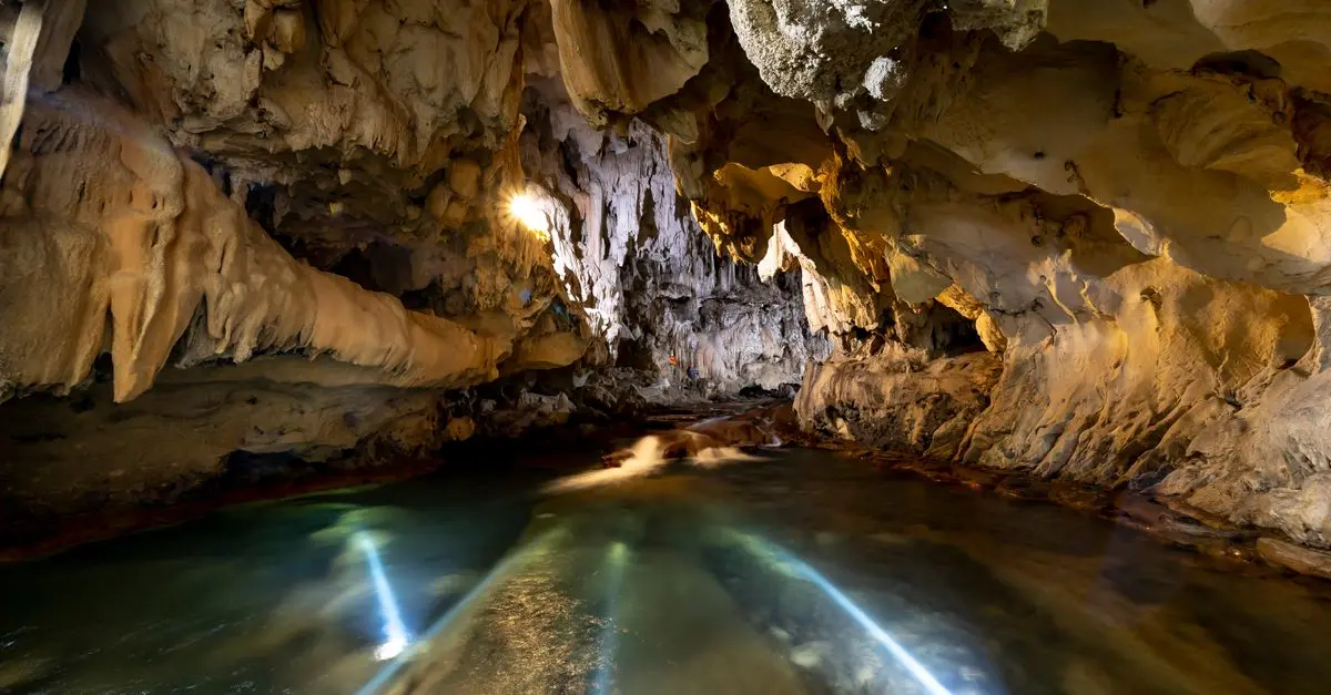 Les meilleures astuces pour découvrir des lieux cachés lors de vos voyages