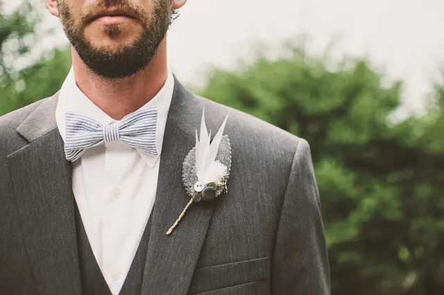 Comment associer les pièces de base pour un style actuel