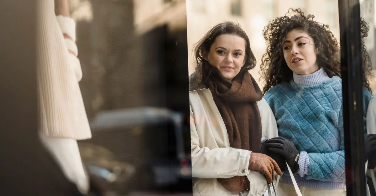 Cómo Elegir Ropa Accesible y Elegante para el Invierno
