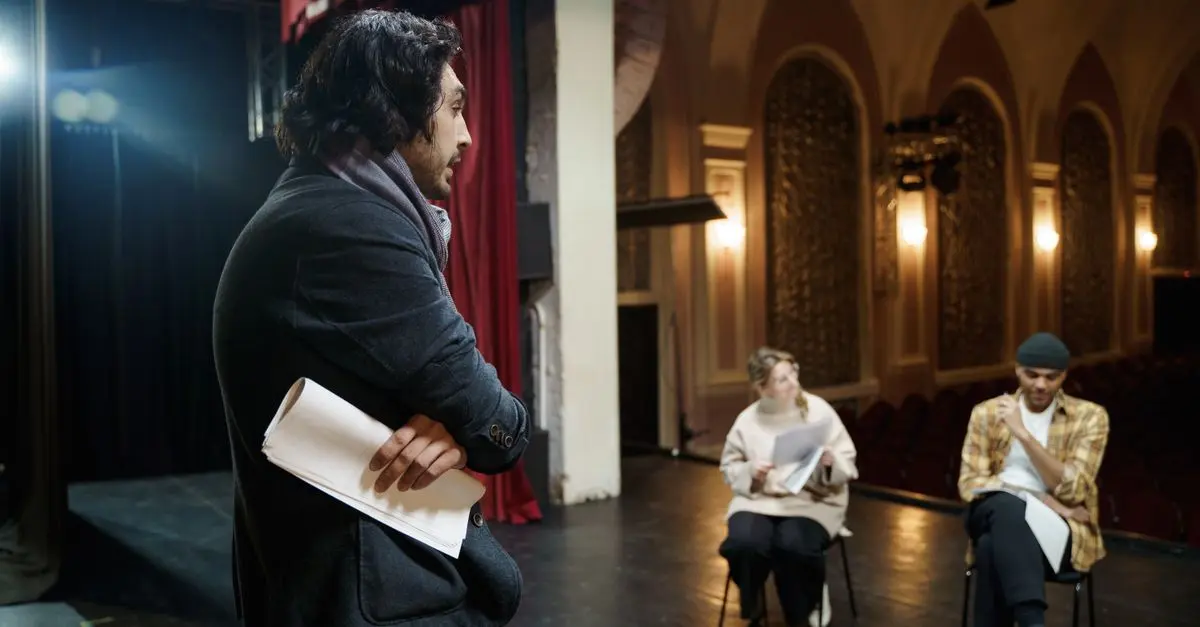 5 Reasons to Join a Local Theater Group
