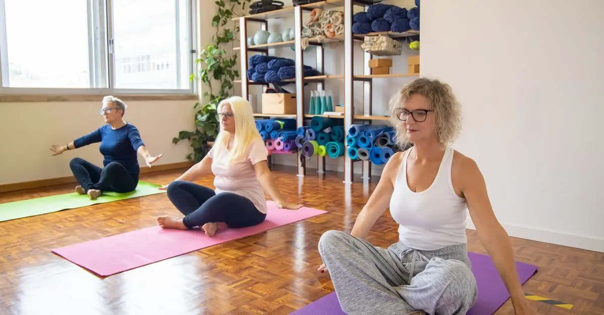 Techniques Yoga pour Stimuler Votre Énergie Personnelle