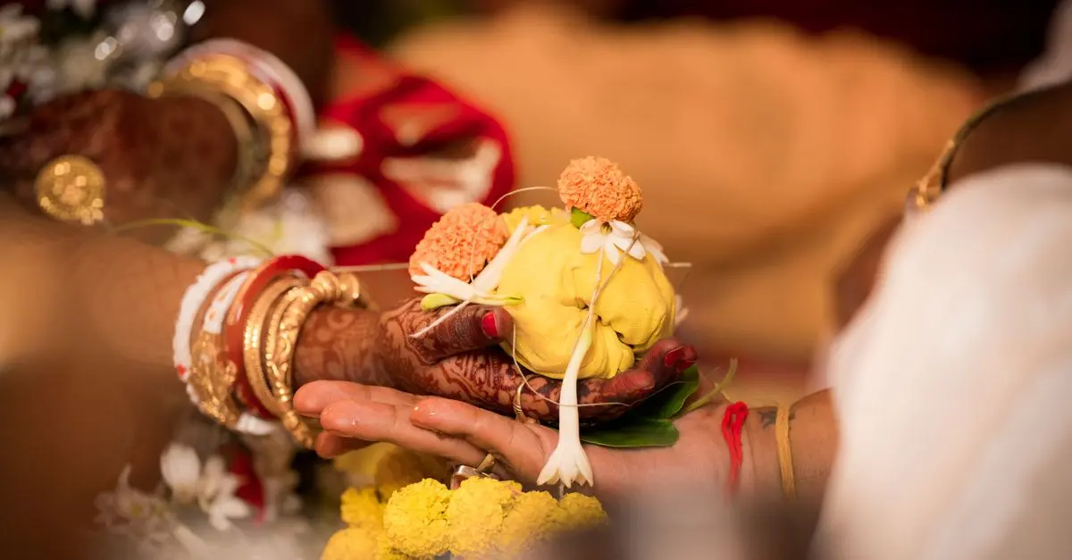Comment Sélectionner les Rituels de Mariage Qui Vous Représentent