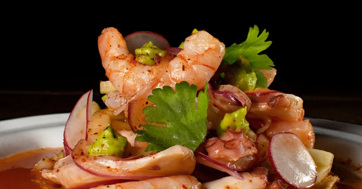 Comment Préparer un Délicieux Ceviche de Poisson Frais