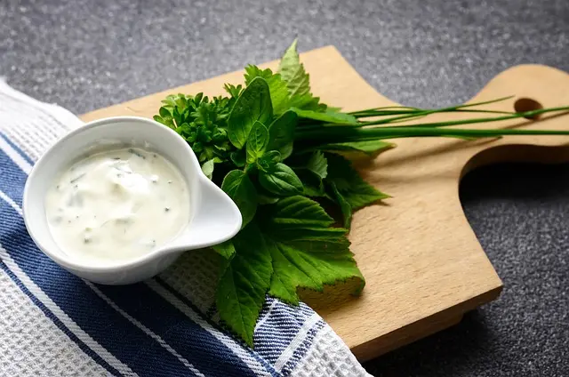 Cómo hacer una salsa de vino tinto perfecta: receta y secretos