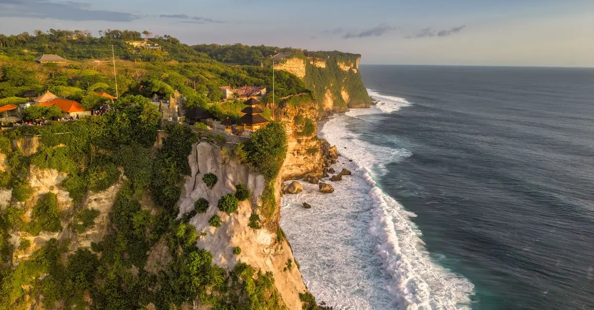 Les 10 Destinations Idéales pour une Escapade Bien-Être